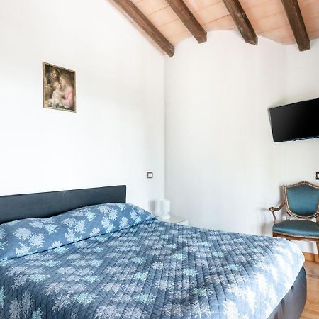 Belvilla By Oyo Guest House Belvedere Cappuccini di Riano Luaran gambar