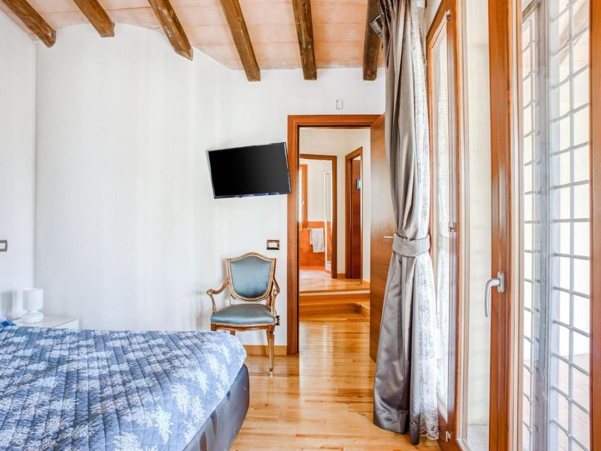 Belvilla By Oyo Guest House Belvedere Cappuccini di Riano Luaran gambar